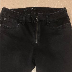STS BLUE BLACK JEANS!